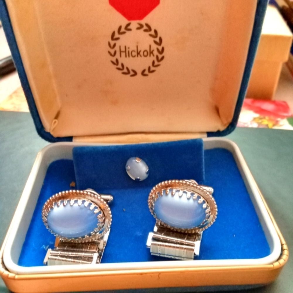 Hickok Sky Blue Tie Pin And Cuff Links Gift Set Vintage